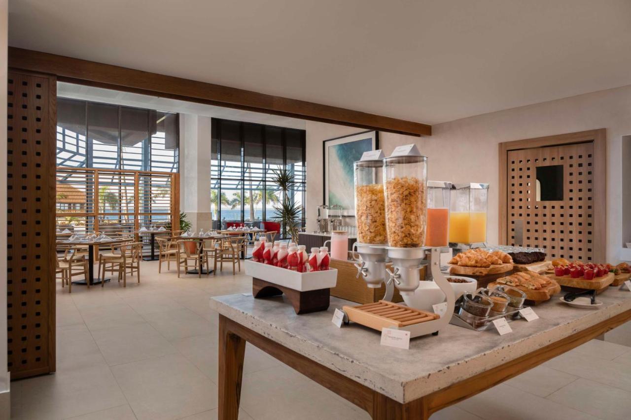 Hilton Garden Inn La Romana Buitenkant foto