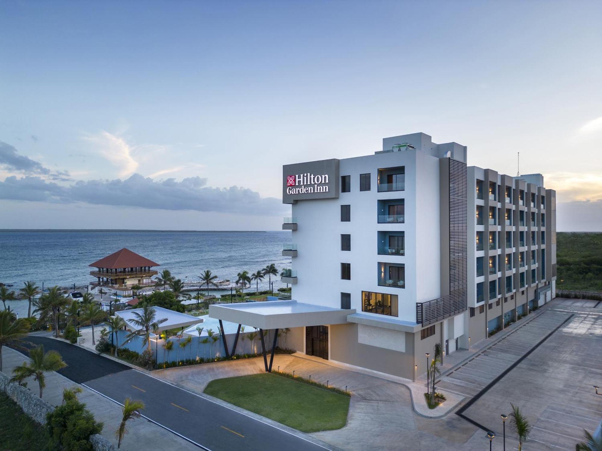 Hilton Garden Inn La Romana Buitenkant foto